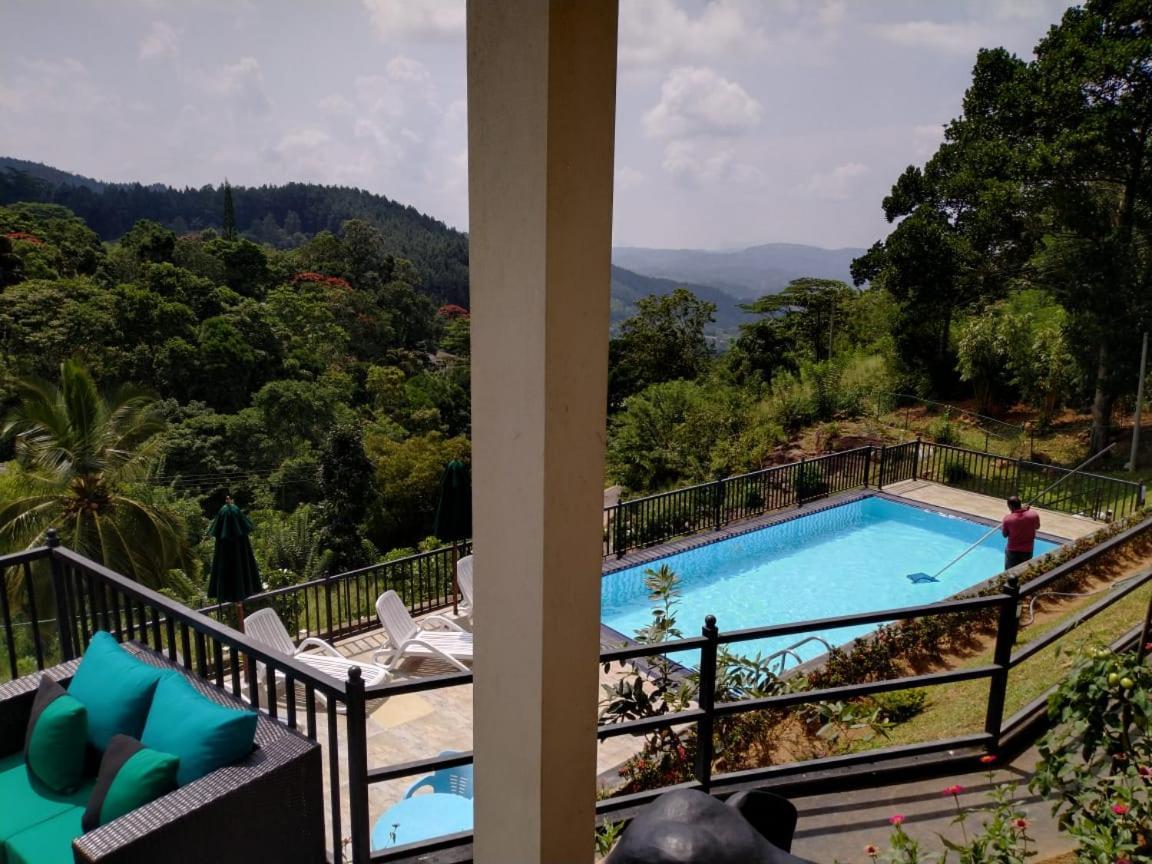 The Grand Hills Hotel Kandy Ngoại thất bức ảnh