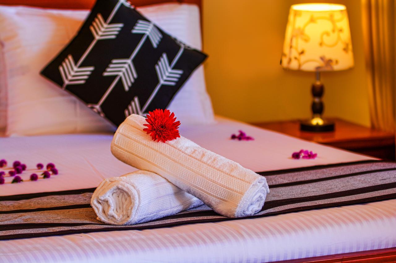 The Grand Hills Hotel Kandy Ngoại thất bức ảnh