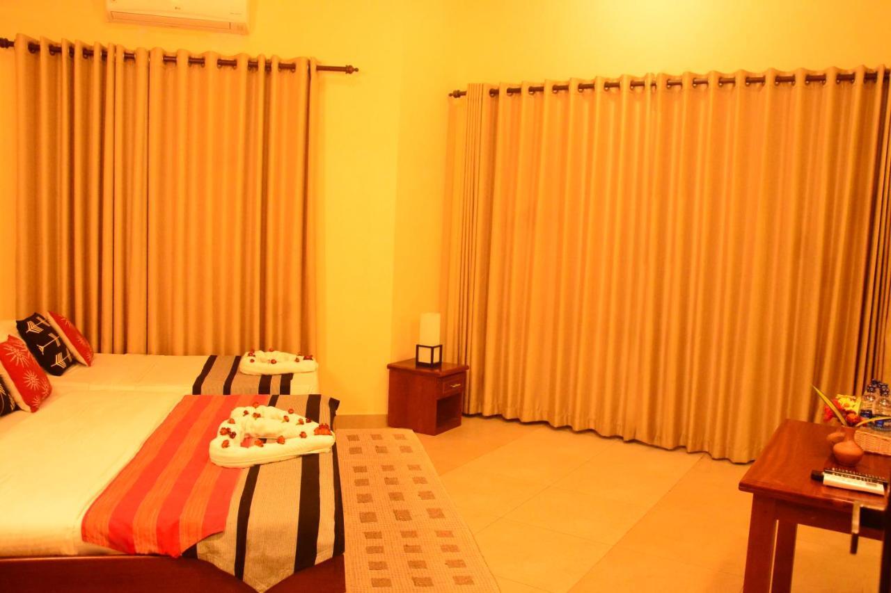 The Grand Hills Hotel Kandy Ngoại thất bức ảnh