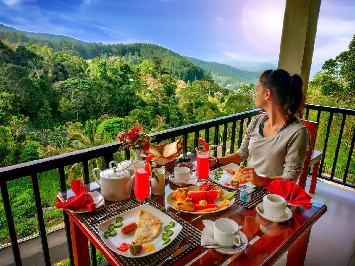 The Grand Hills Hotel Kandy Ngoại thất bức ảnh